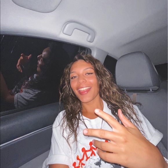 Meet your Posher, Bailey - Picture 1 of 1